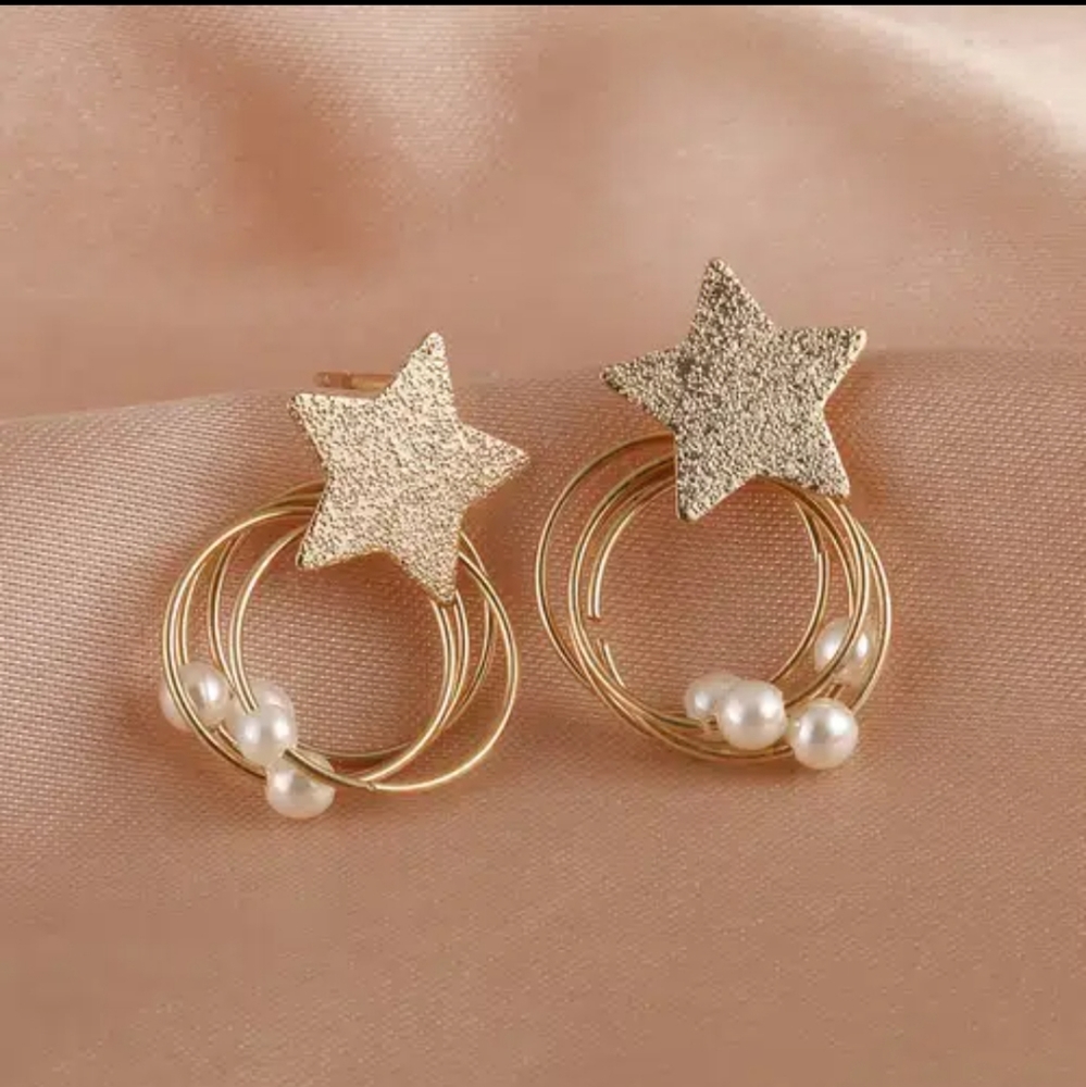 Star & Pearl earrings